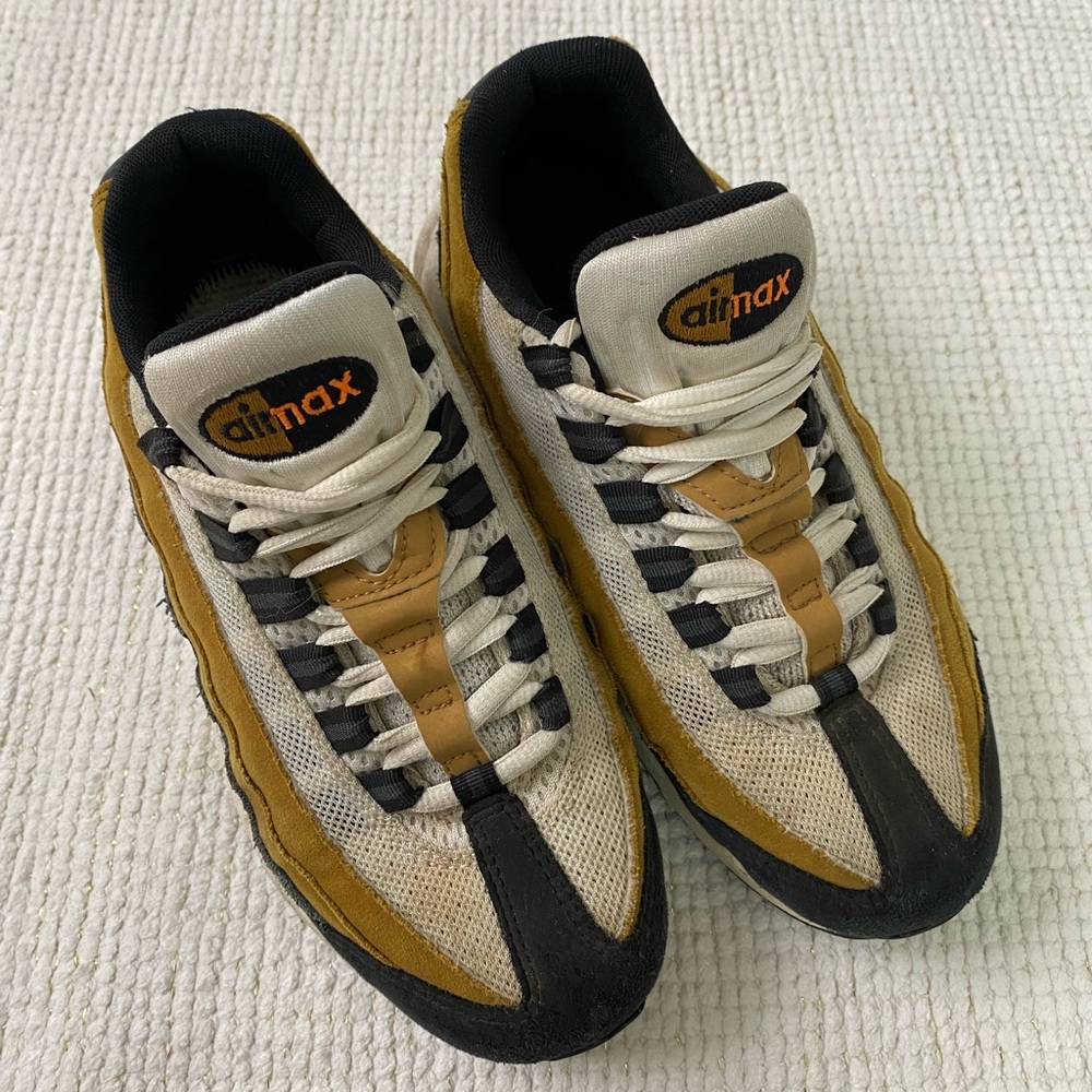 Nike Air Max Sneakers Kids Size 4